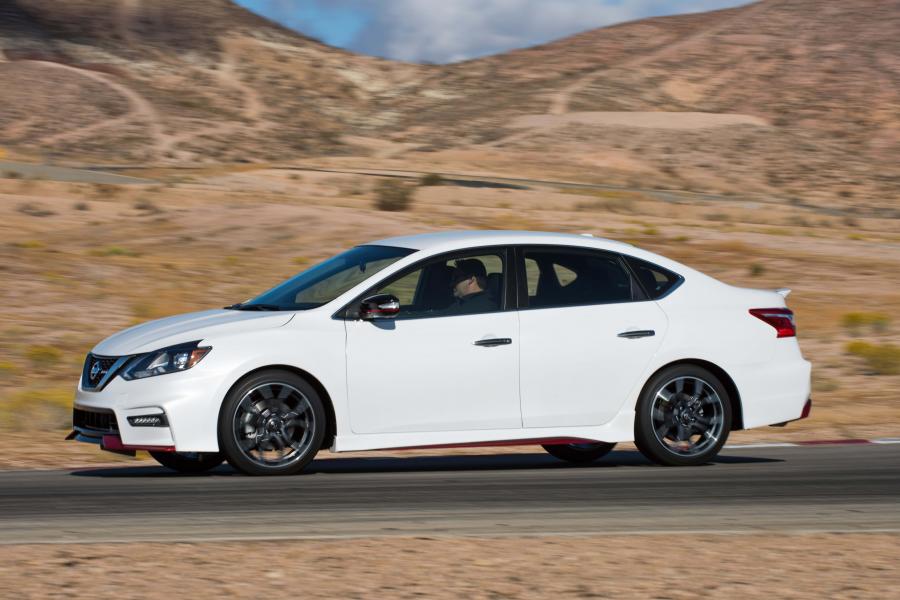  Nissan Sentra Nismo (B17) 2016 года  (фото 34 из 45)